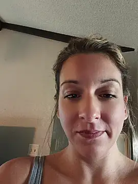missbellastar online show from May 21, 3:53 pm