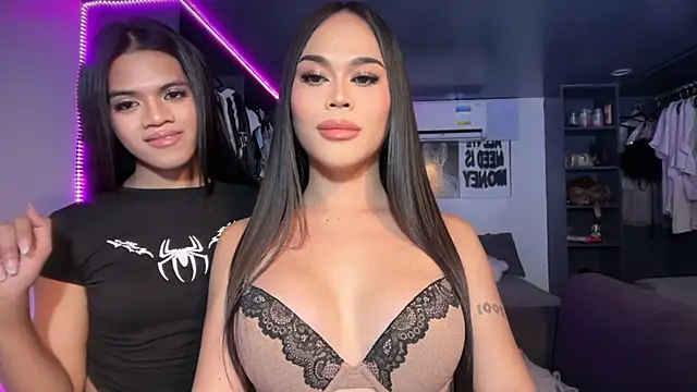 yourdreamgirlnishi online show from May 13, 1:40 pm