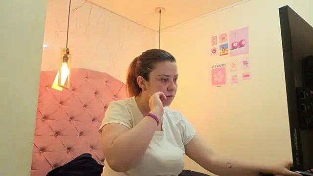 Laady rosse online show from July 11, 11:54 am