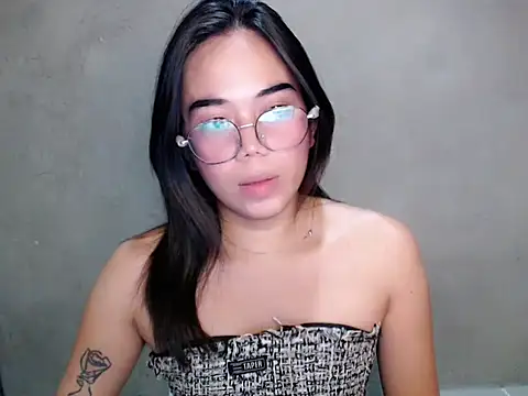 Urbabydollxxx online show from June 8, 12:49 pm