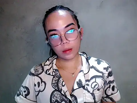 Urbabydollxxx online show from June 25, 6:02 pm