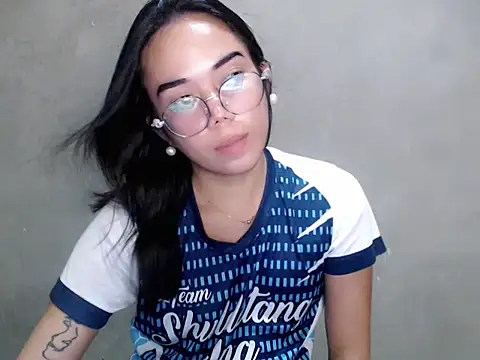 Urbabydollxxx online show from June 1, 7:46 pm