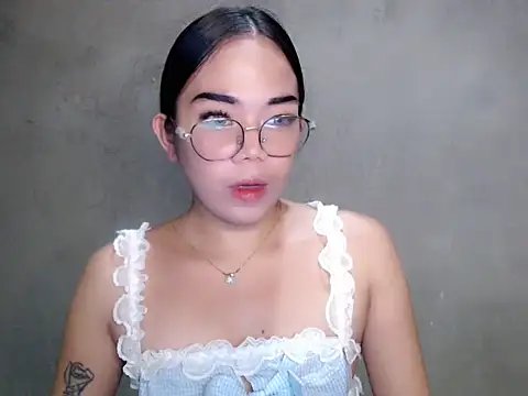 Urbabydollxxx online show from June 30, 12:16 pm