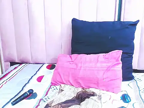 SexySlimTeaXx online show from May 26, 7:01 pm