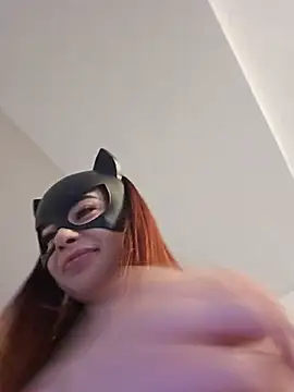 VipFOXXY online show from May 31, 2:34 pm
