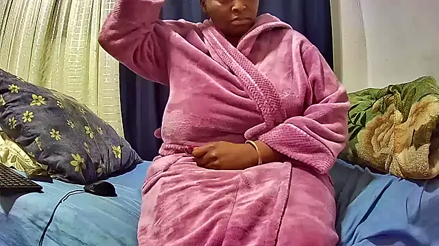 HottyBoobs5 online show from May 20, 2:41 am