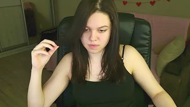 DelarySong online show from May 22, 7:12 pm
