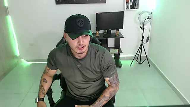 Thiago 420 online show from June 19, 11:20 pm