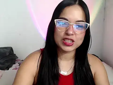 Snapshot of Adaraa_garcia03 chatting on May 28, 2:23 pm Adaraa garcia03 online show from May 28, 2:23 pm