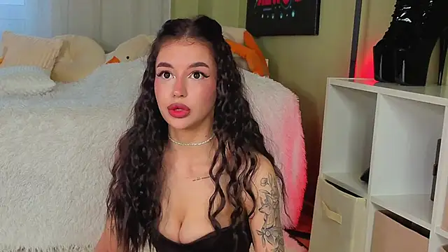 Regina Amour online show from May 29, 4:46 pm