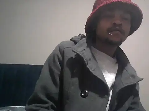 Snapshot of Nude-Deen chatting on July 13, 10:42 pm Nude-Deen online show from July 13, 10:42 pm
