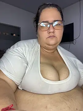 marianacooper1234 online show from June 12, 3:54 pm