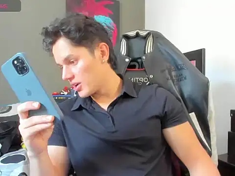 Erick Wallace online show from June 11, 3:42 pm