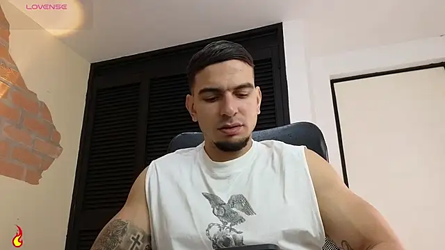 Josh miller01 online show from June 20, 1:16 pm