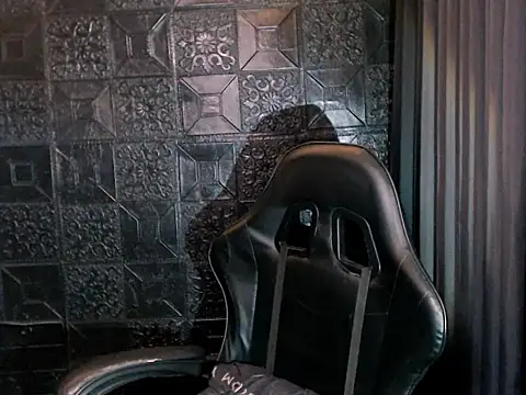 Snapshot of manila_pornstar chatting on October 28, 1:06 am manila pornstar online show from October 28, 1:06 am