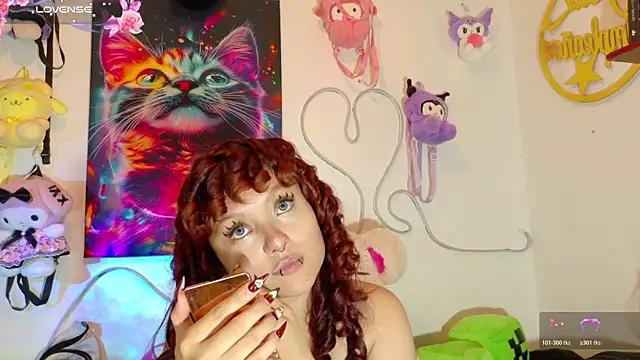 theiamoon online show from June 16, 11:05 pm