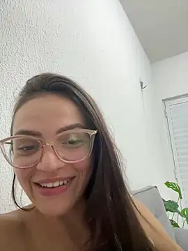 Sarah  hot online show from May 16, 12:20 am