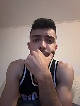 Snapshot of Z-man- chatting on June 6, 8:58 pm Z-man- online show from June 6, 8:58 pm