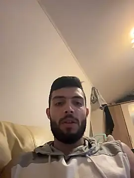 Snapshot of Z-man- chatting on May 31, 11:27 pm Z-man- online show from May 31, 11:27 pm