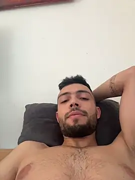 Snapshot of Z-man- chatting on June 6, 7:35 am Z-man- online show from June 6, 7:35 am