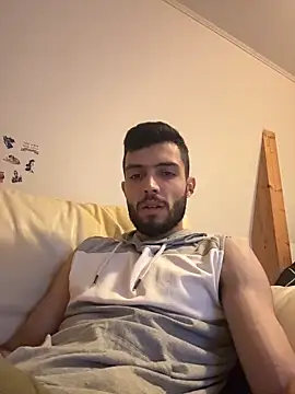 Snapshot of Z-man- chatting on May 23, 10:53 pm Z-man- online show from May 23, 10:53 pm