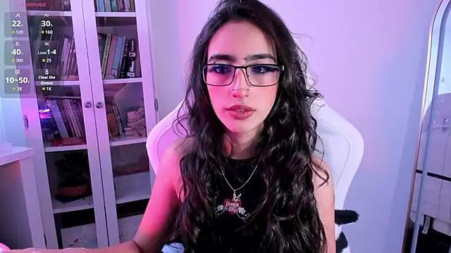 Snapshot of AgathaBlair chatting on May 26, 12:14 pm AgathaBlair online show from May 26, 12:14 pm