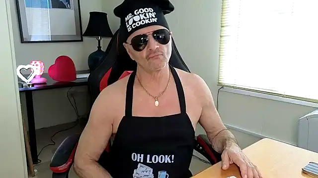 hotdadbod online show from February 17, 9:32 pm