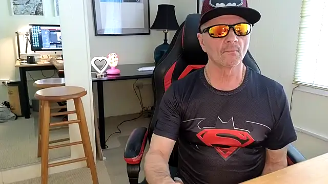 hotdadbod online show from February 20, 9:20 pm