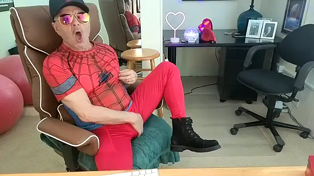 hotdadbod online show from April 10, 9:44 pm