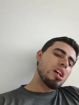 Alejo10051 online show from June 12, 7:44 pm