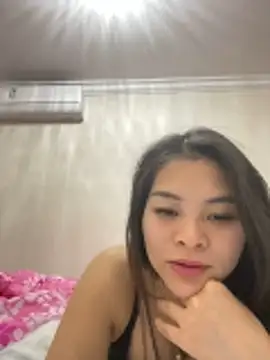 Lucky xiao online show from May 15, 6:39 pm