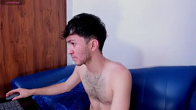 kavencastro online show from June 24, 4:22 am