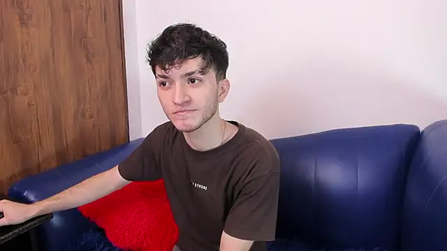 kavencastro online show from May 14, 3:14 am