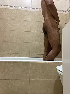 Snapshot of BrownBoy_PT chatting on June 23, 6:17 pm BrownBoy PT online show from June 23, 6:17 pm