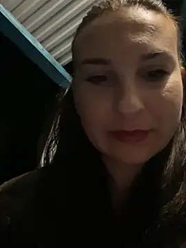 Snapshot of _VelvetNoir_ chatting on May 21, 8:39 pm VelvetNoir online show from May 21, 8:39 pm