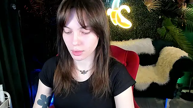 Mili Joy online show from May 29, 5:41 pm