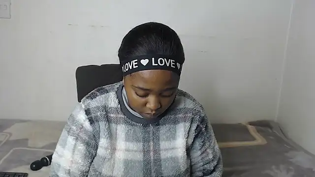 African Busty online show from June 22, 4:59 pm