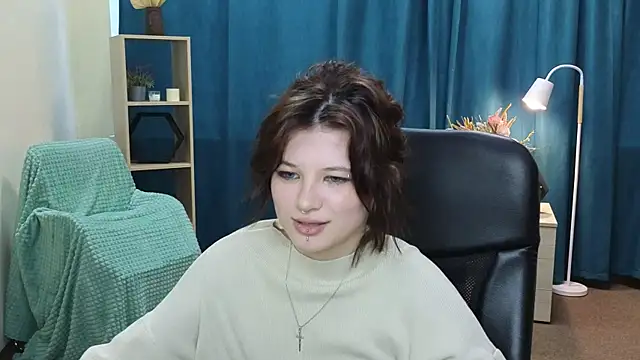 Snapshot of AlesiaPeasel chatting on May 15, 9:07 am AlesiaPeasel online show from May 15, 9:07 am