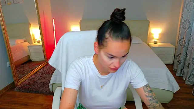 BabyyGirll  online show from May 28, 3:47 am
