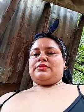 dirty violeota 19 online show from June 12, 1:09 pm