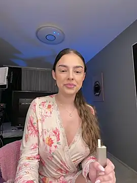 ScarletColesX online show from May 26, 9:13 pm