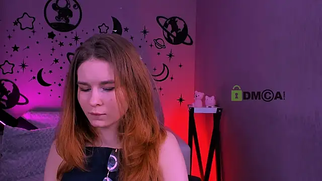 Snapshot of angie_foxy1 chatting on July 16, 7:22 pm angie foxy1 online show from July 16, 7:22 pm