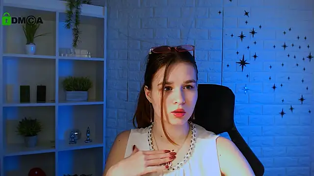 angie foxy1 online show from June 1, 7:13 pm