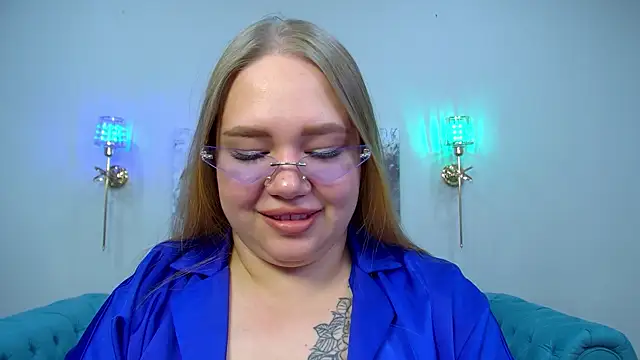 DianaKristol online show from June 26, 6:14 pm