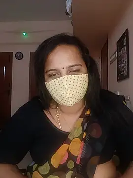 Snapshot of pirainilla chatting on June 11, 5:21 pm pirainilla online show from June 11, 5:21 pm