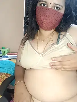 Snapshot of pirainilla chatting on June 20, 11:15 am pirainilla online show from June 20, 11:15 am
