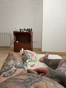 albertogg12 online show from June 28, 9:37 am