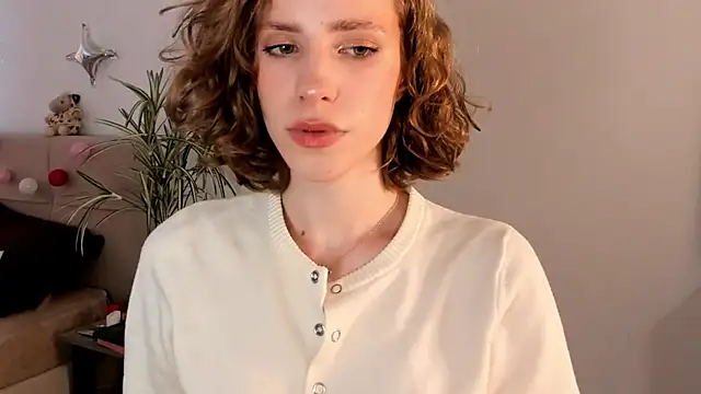 imogensy online show from May 30, 2:12 pm