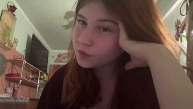 EmmaLovelyBB online show from May 23, 8:08 pm