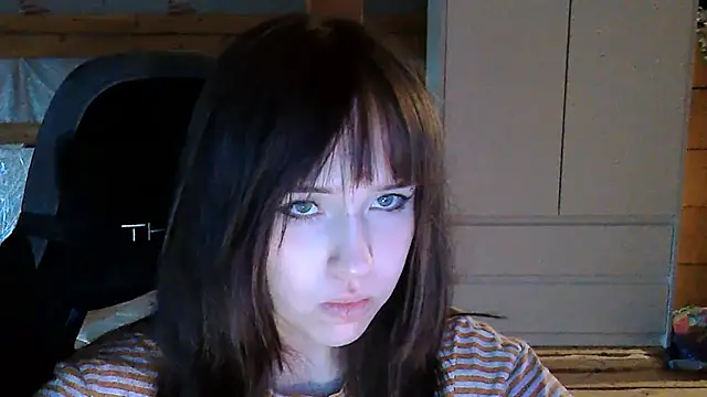 Snapshot of NoirEva chatting on May 23, 5:12 pm NoirEva online show from May 23, 5:12 pm